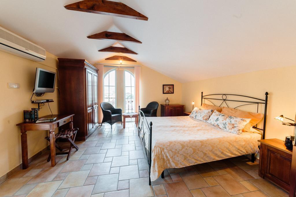 Damonte - Apartments And Rooms Будва Екстериор снимка