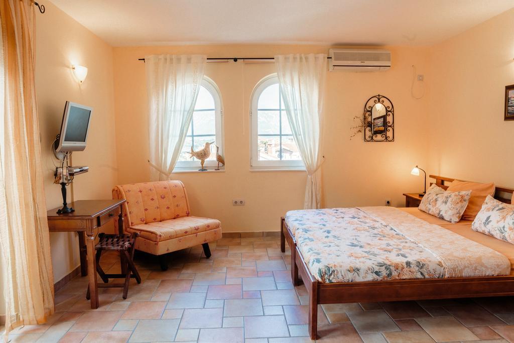 Damonte - Apartments And Rooms Будва Екстериор снимка