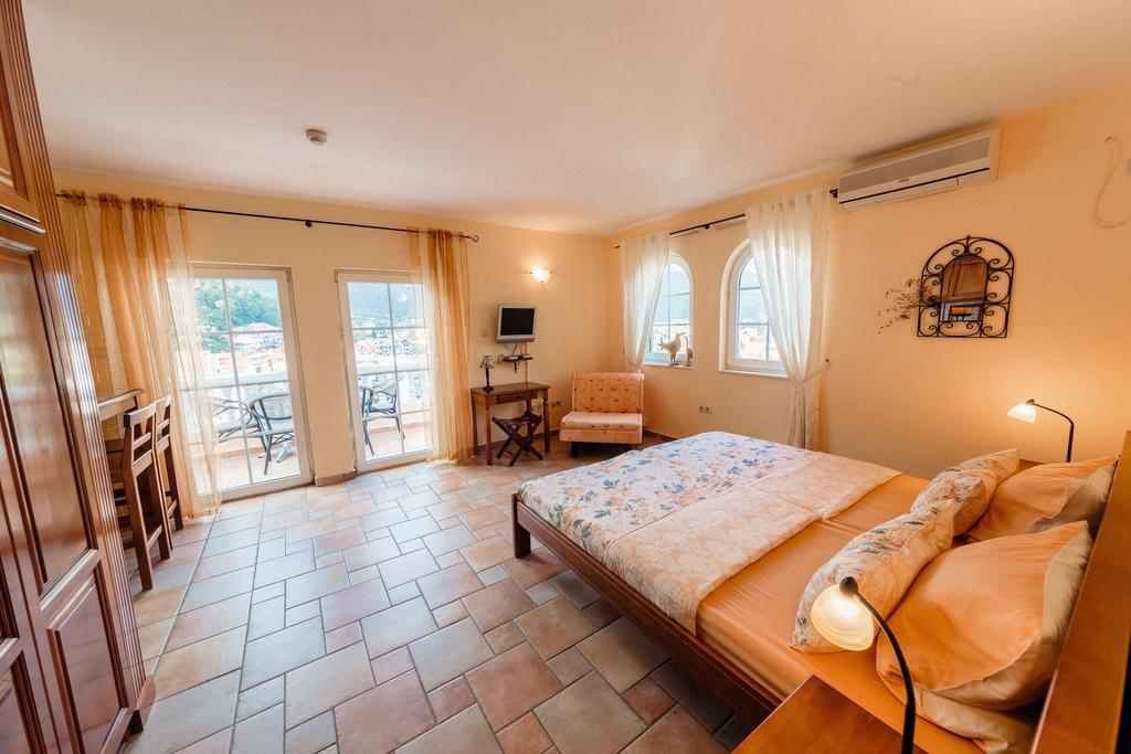 Damonte - Apartments And Rooms Будва Екстериор снимка