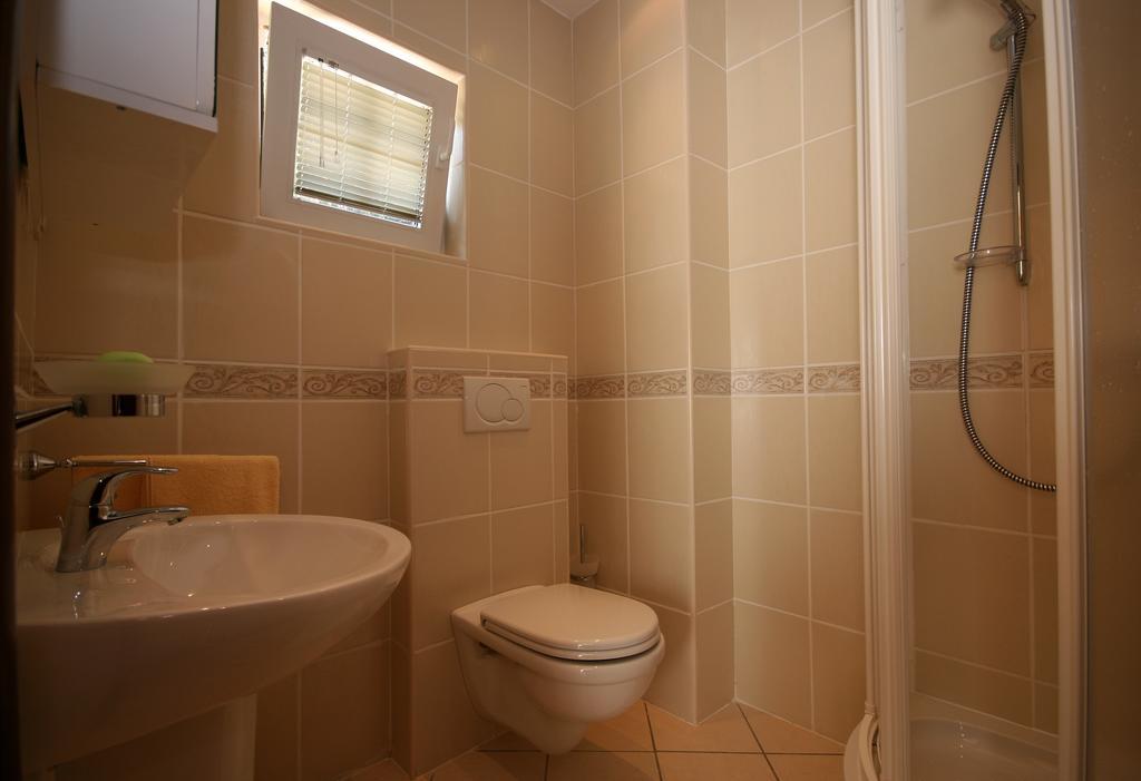 Damonte - Apartments And Rooms Будва Екстериор снимка