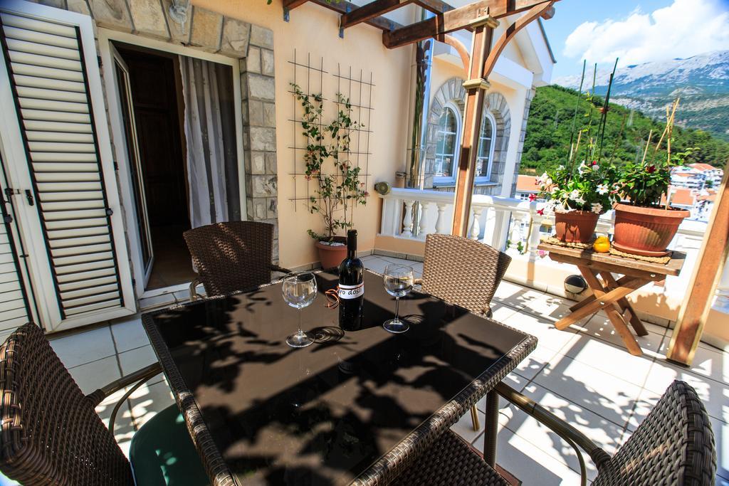 Damonte - Apartments And Rooms Будва Екстериор снимка